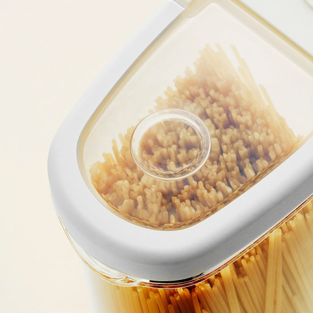 Dry food jar with lid, clear, white, 2 qt