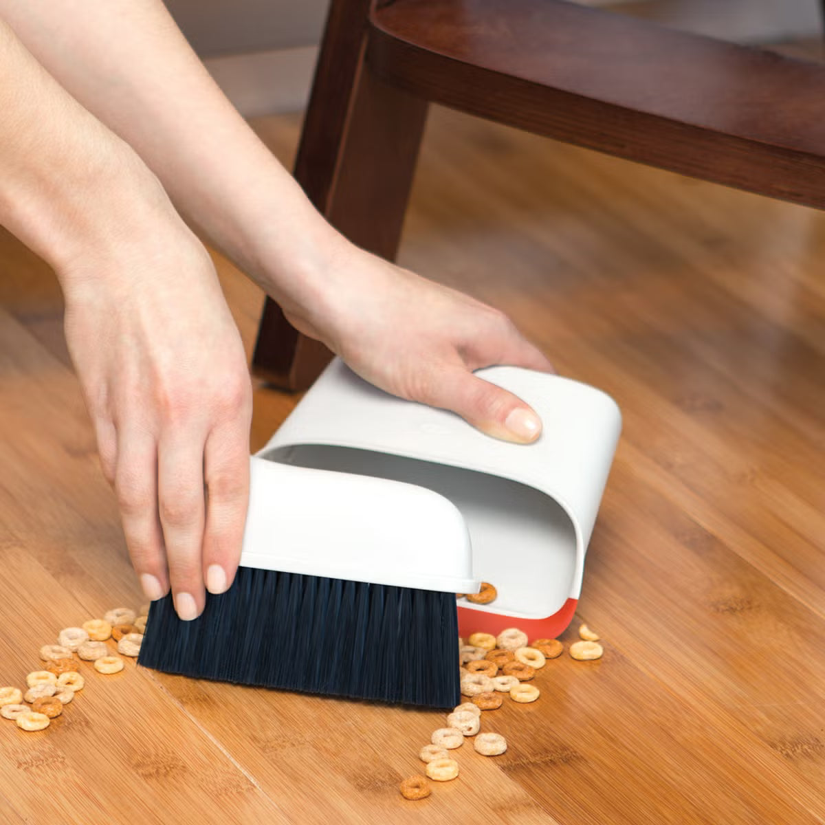 Good Grips Compact Dustpan & Brush Set Multicolor