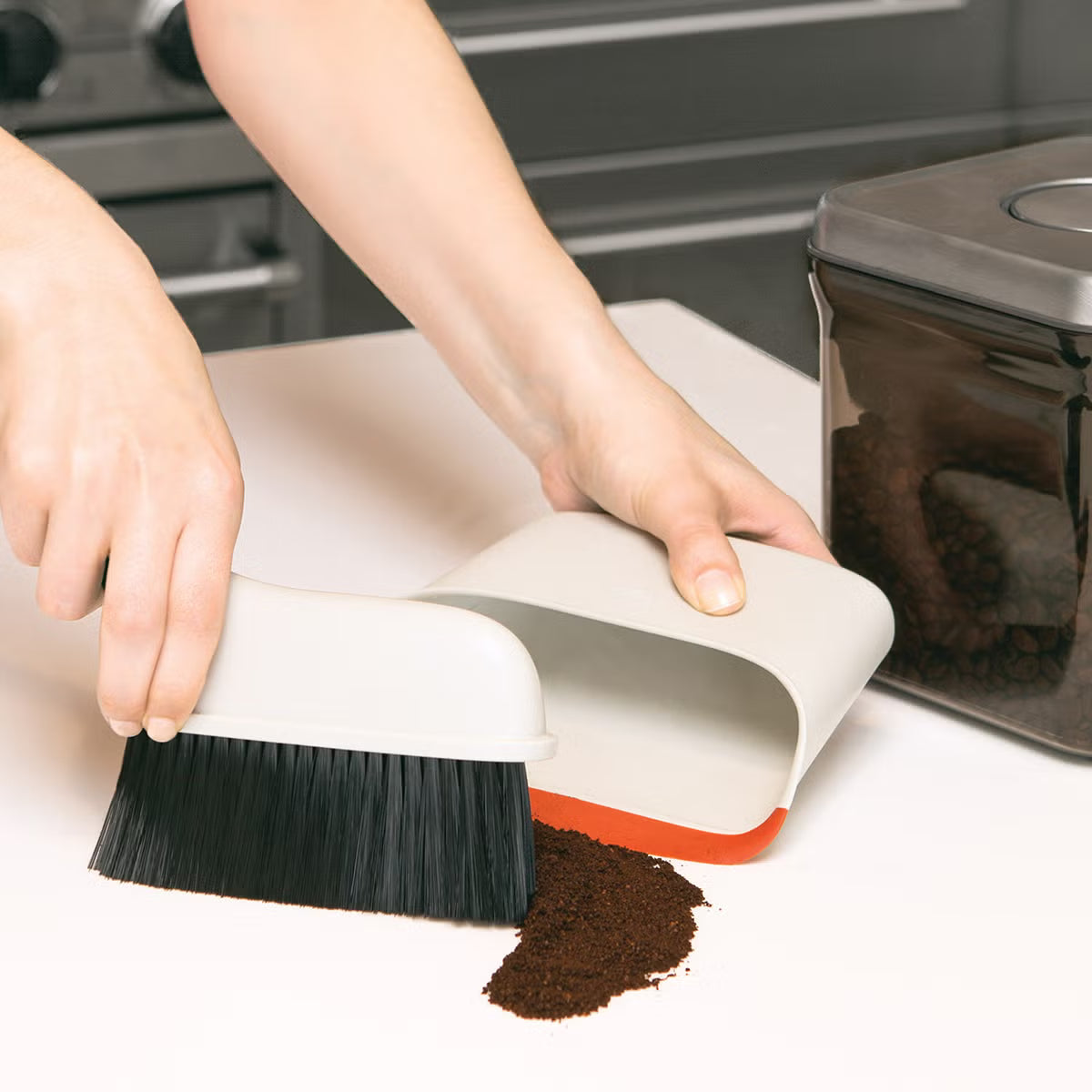 Good Grips Compact Dustpan & Brush Set Multicolor
